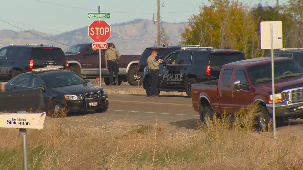 Kuna: An hours-long standoff situation on the outskirts of Kuna resolved peacefully Monday evening. Ada County deputies had set up a perimeter around a home on the 8800 block of South Greenhurst Road and were concerned about the three children inside.