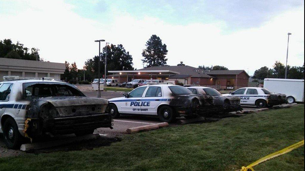 Emmett man pleads guilty to setting 4 police cars on fire    