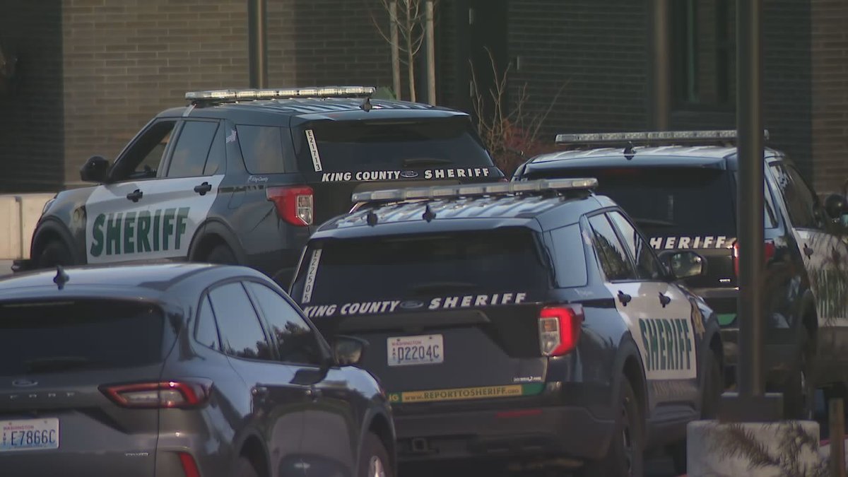 Deputies responded to Evergreen High School in White Center this morning for a report of a person with a weapon. Three students were detained and police found 2 guns. The school was placed on lockdown